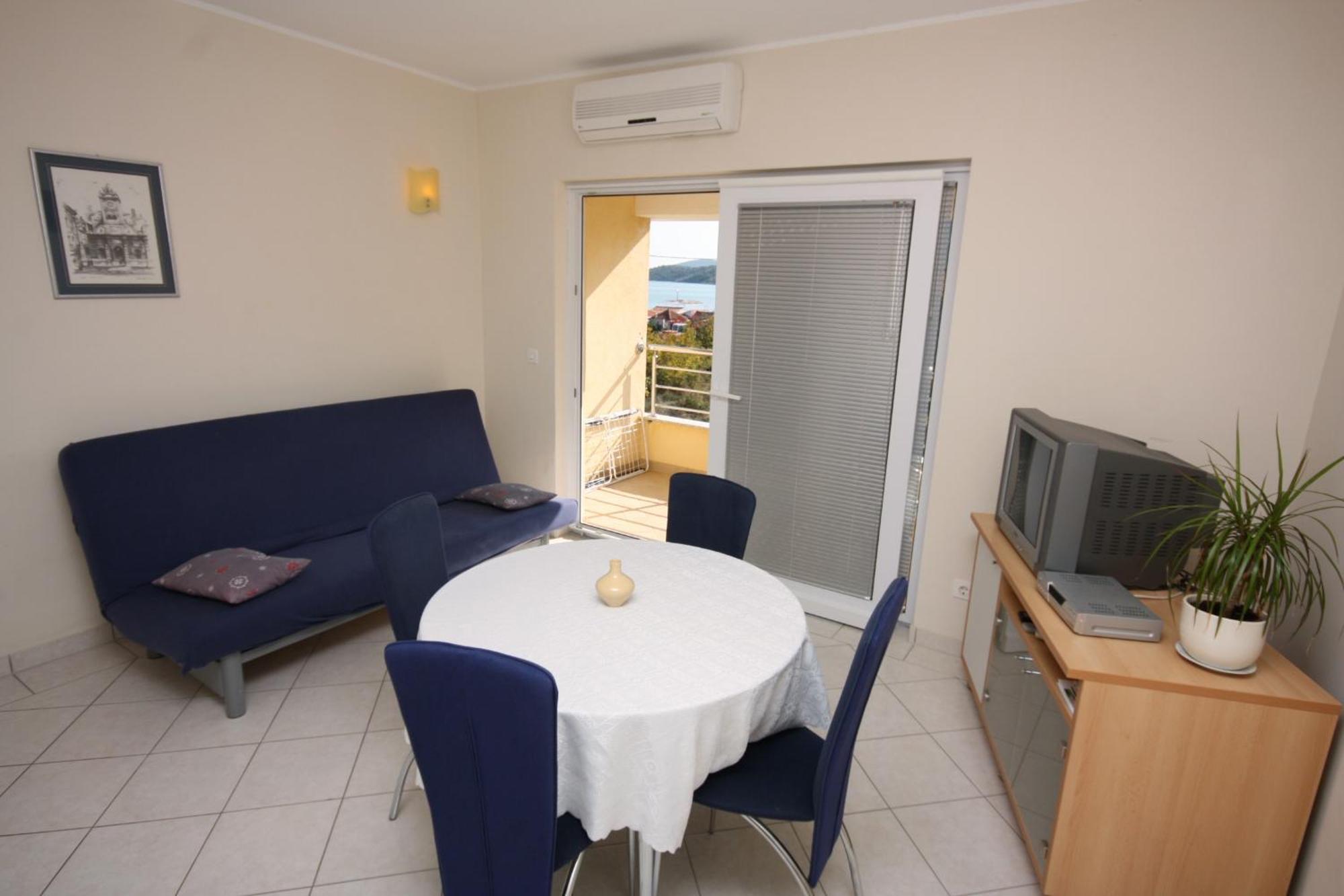 Apartments By The Sea Vinisce, Trogir - 5229 Kamer foto