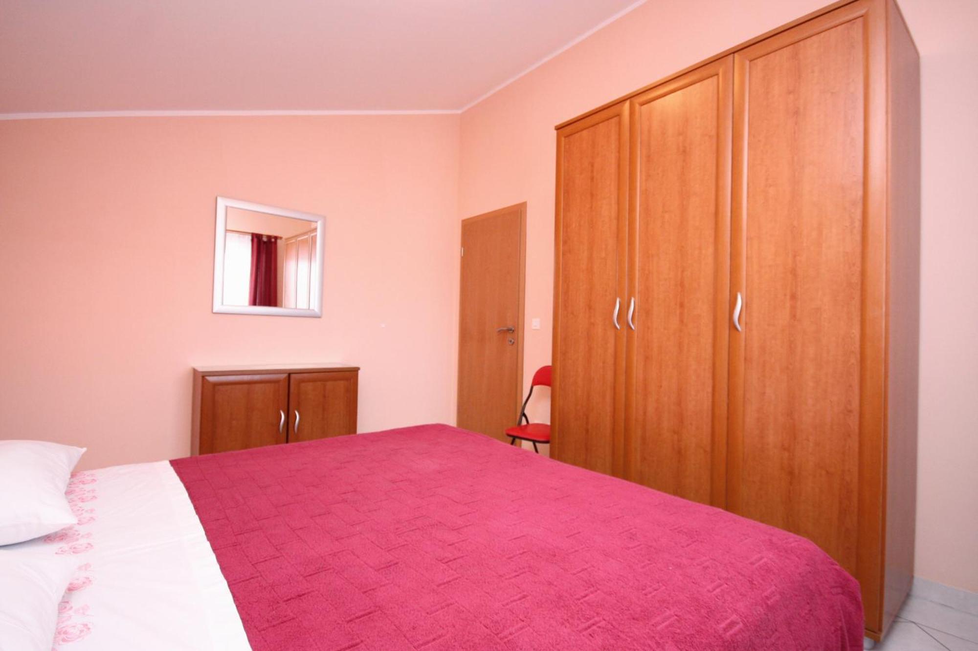 Apartments By The Sea Vinisce, Trogir - 5229 Kamer foto